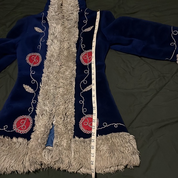 Vintage 70’s Junior Concept afghan coat - Picture 7 of 14